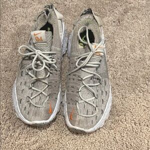 Nike Men's Gray and Orange Athletic Shoes